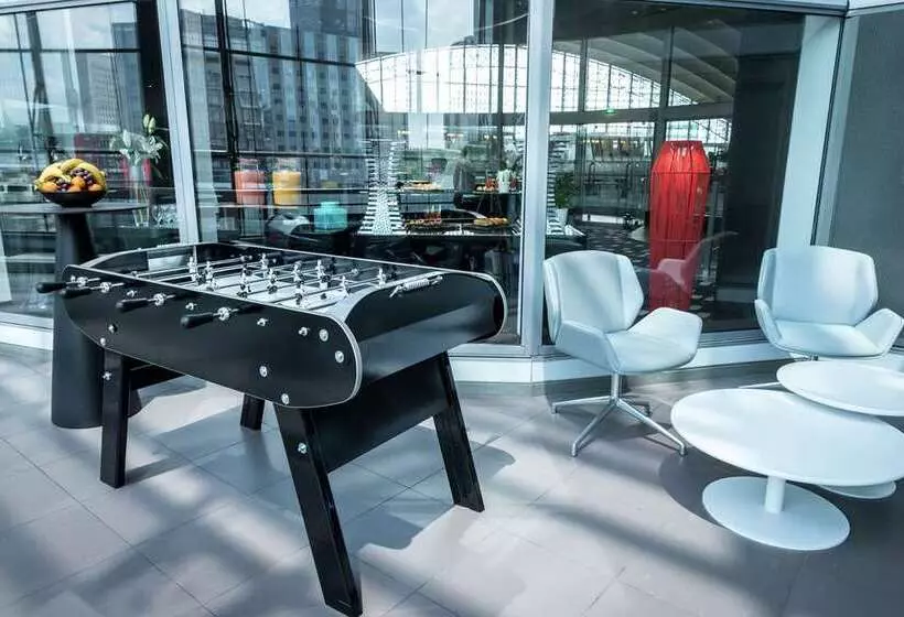 هتل Hilton Paris La Defense