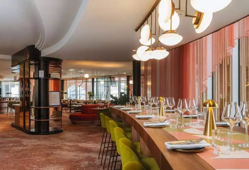 هتل Hilton Paris La Defense