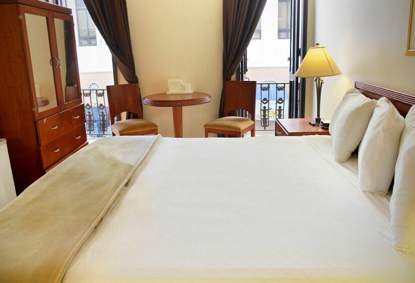 فندق Howard Johnson Inn Plaza de Armas Old San Juan