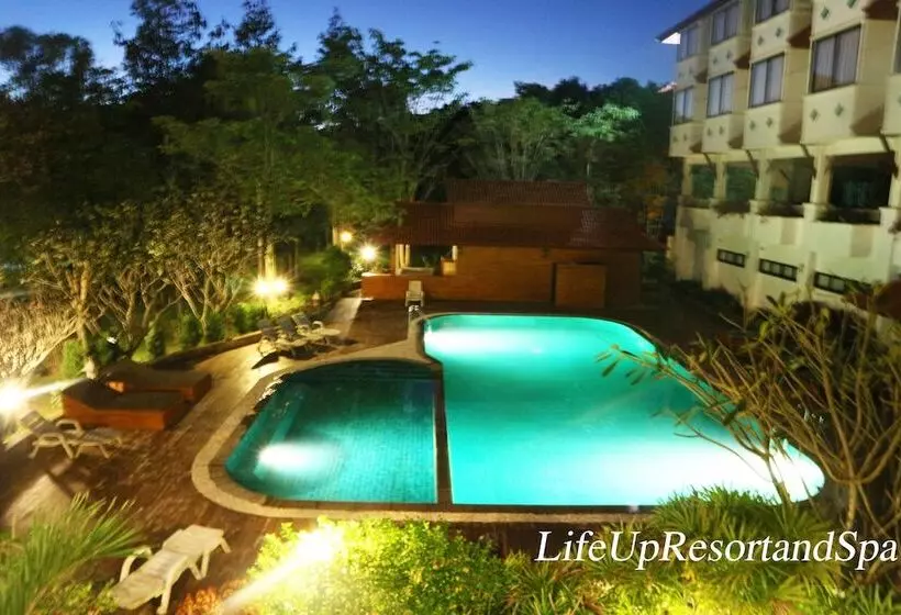 Hotel Life Up Resort And Spa