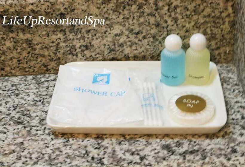 Отель Life Up Resort And Spa