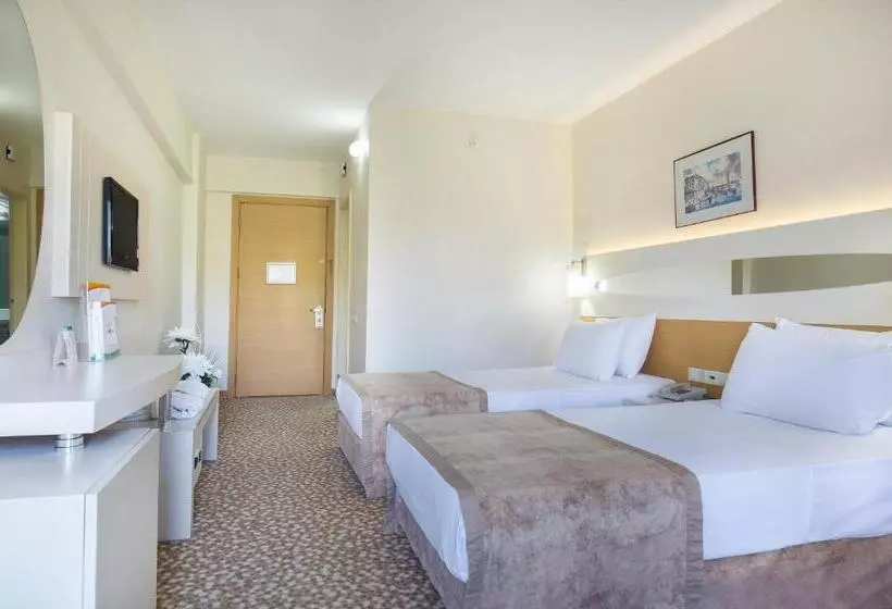 Отель Lycus River Thermal