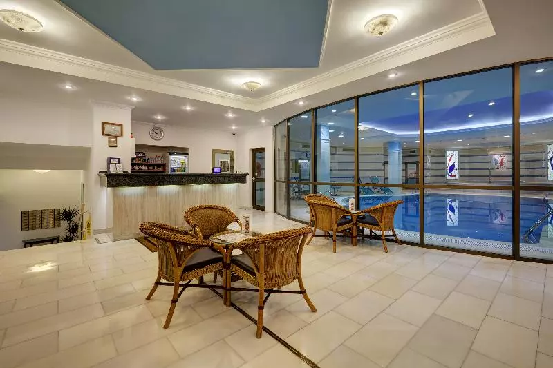 هتل Moscow Marriott Royal Aurora