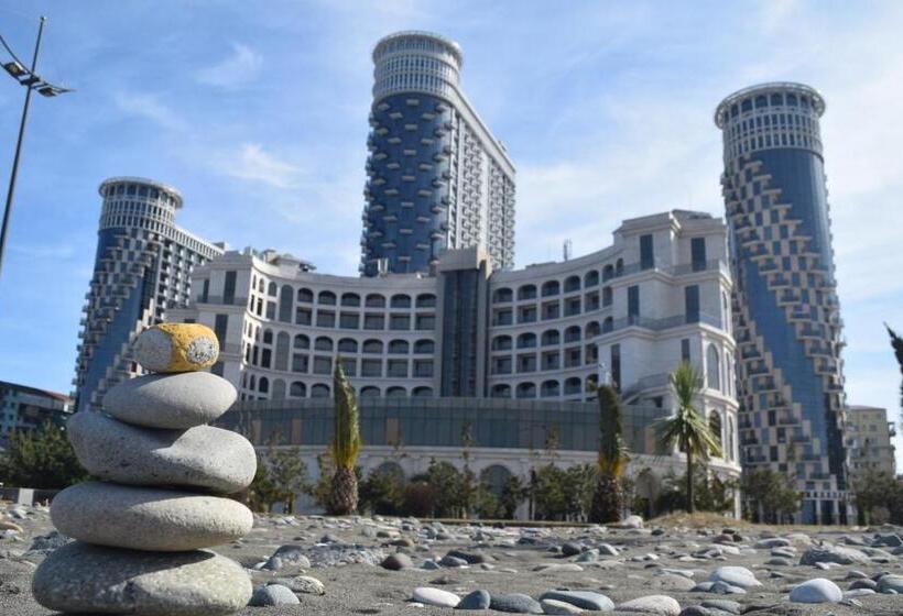 Orbi Sea Towers Batumi Resort