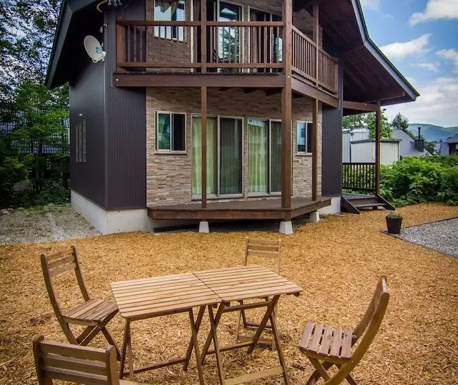 Hotelli Hakuba Powder Cottages