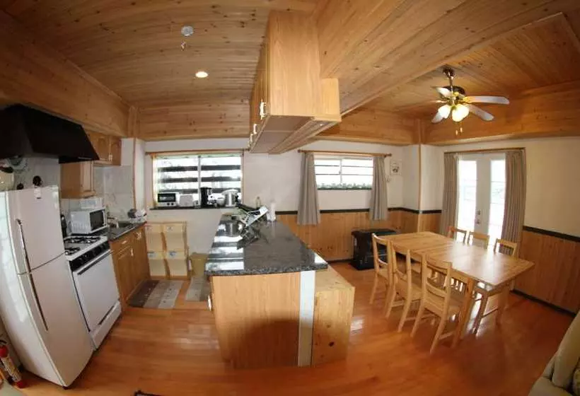 Hotelli Hakuba Powder Cottages