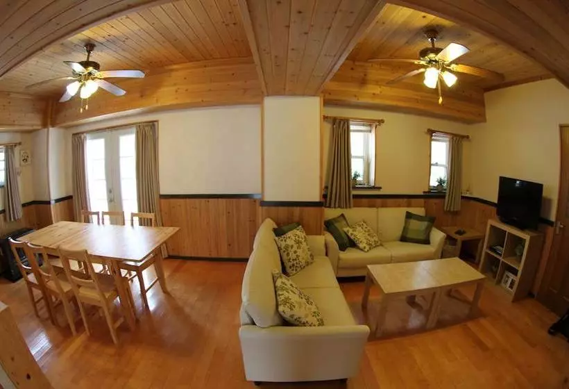 Hotelli Hakuba Powder Cottages