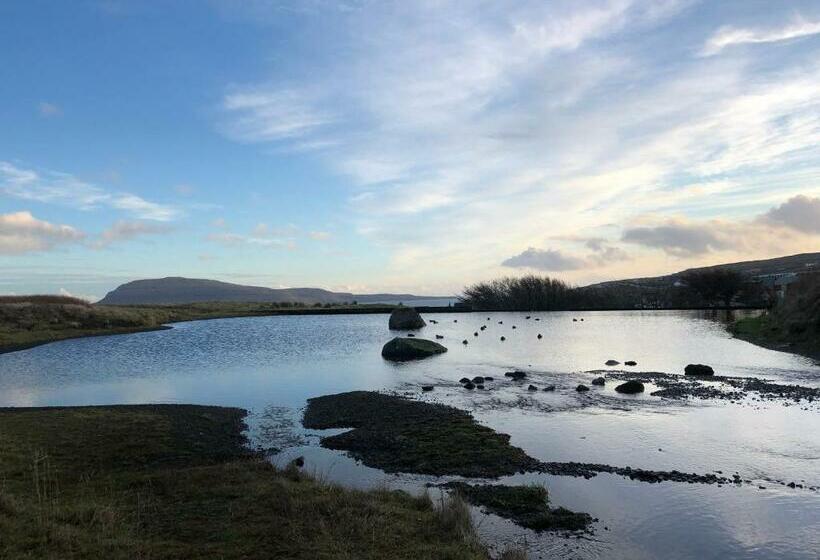 Pensão Light & Spacious Home