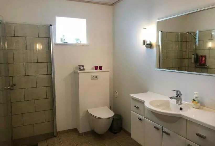 Majatalo Light & Spacious Home