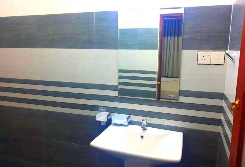 膳宿费 Nadee Villa Guest House