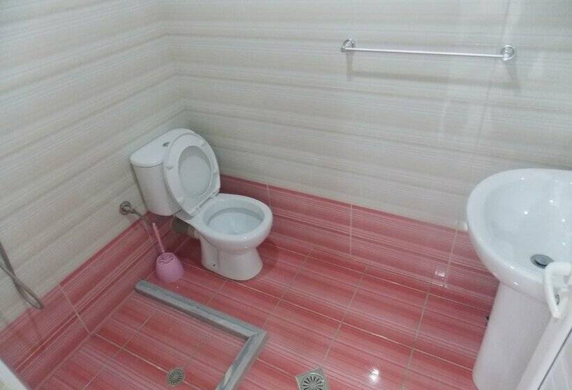 پانسیون Santa Paola Hotel   In Sarandë