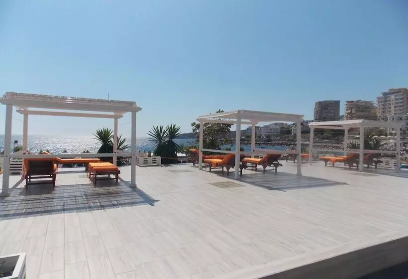 پانسیون Santa Paola Hotel   In Sarandë