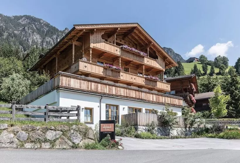 リゾートホテル Alpbach Lodge Chalet Superior