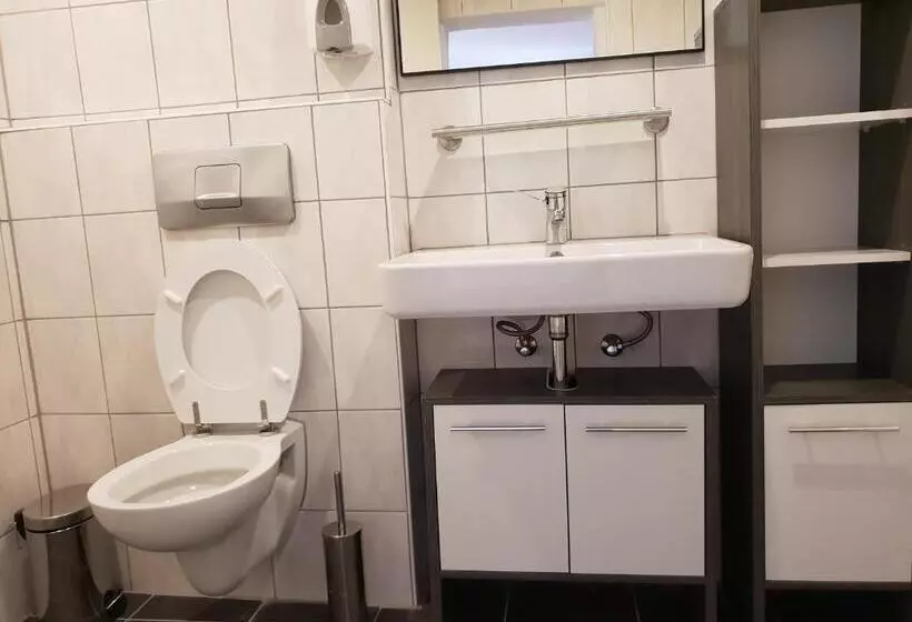 Retkeilymaja Gasthaus Zur Stadt Triberg