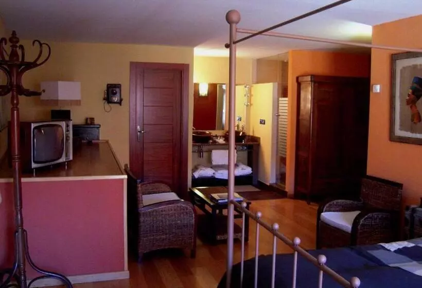 ユースホステル Posada Real La Vieja Chimenea Spa