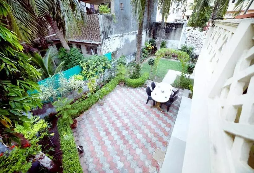 Aamiaismajoitus (B&B) Gurukrupa Bunglow