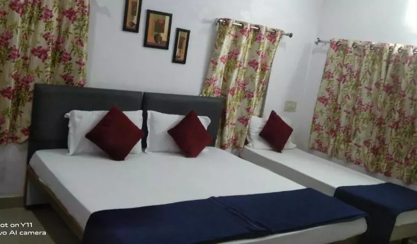 Aamiaismajoitus (B&B) Gurukrupa Bunglow