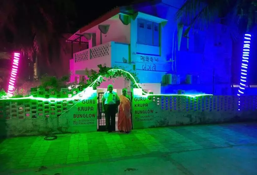 Aamiaismajoitus (B&B) Gurukrupa Bunglow