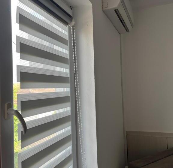 تختخواب و صبحانه Prenociste H2o