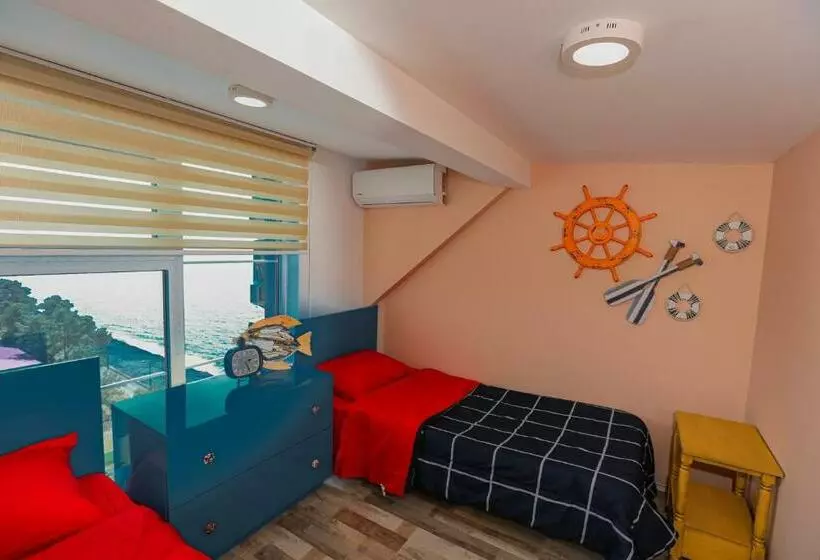 Black See Apartment