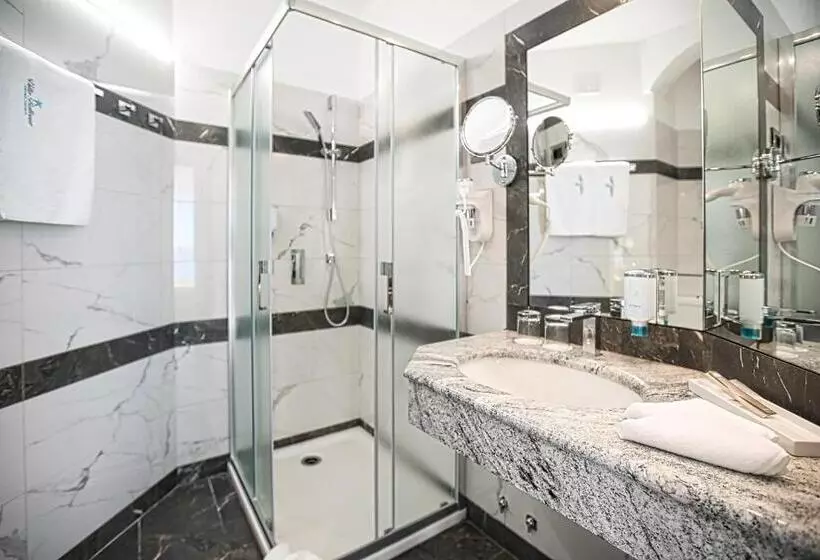 هتل Villa Bellevue Portoroz Portorose