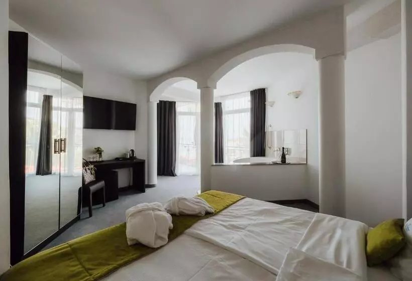 هتل Villa Bellevue Portoroz Portorose