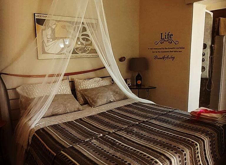 بنسيون Alice S Room By Casolare Isabella