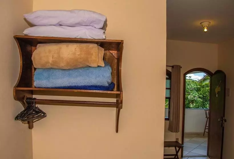 ペンション Pousada Martinez