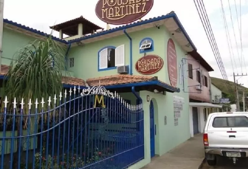 ペンション Pousada Martinez