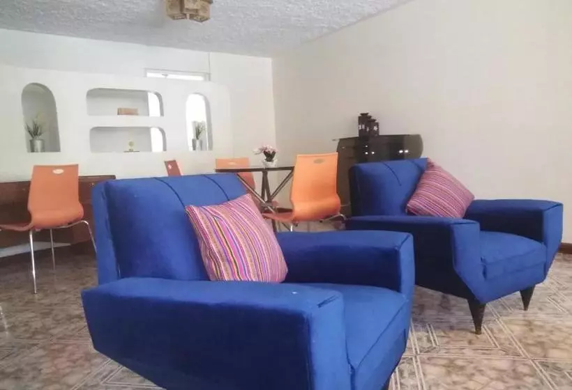 ペンション Posada Canela