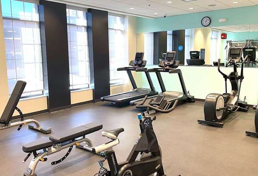 Otel Tru By Hilton Baltimore Harbor East, Md