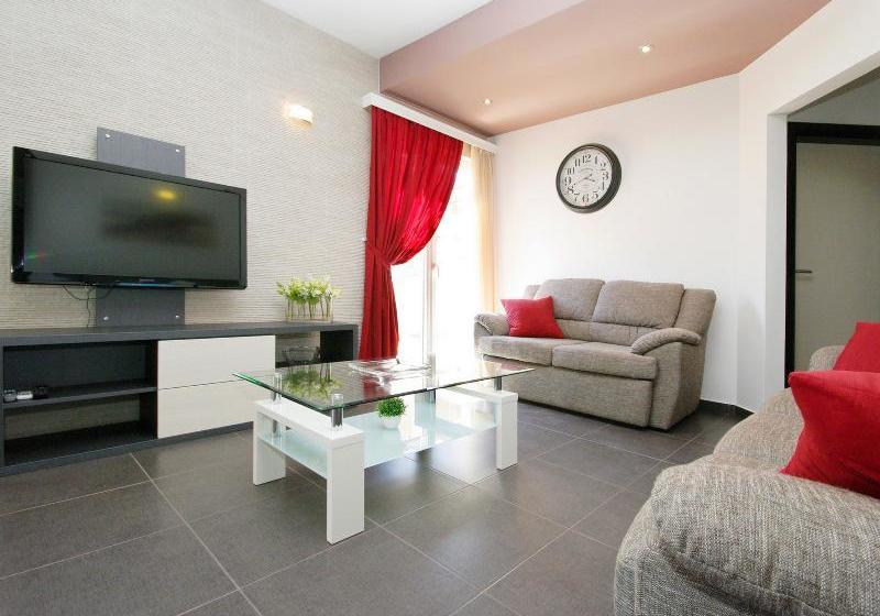 Hotel Apartments Elza