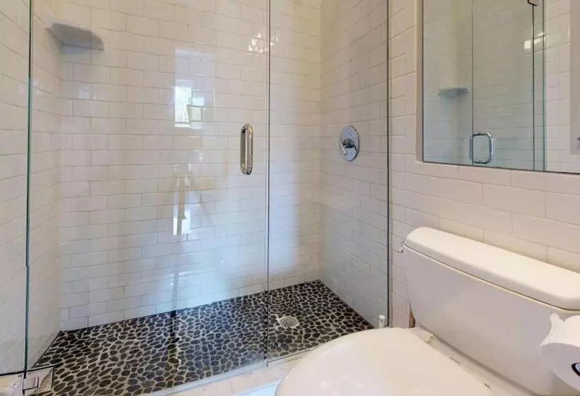 Stylish Downtown Studio In The Boston, C.ave #34