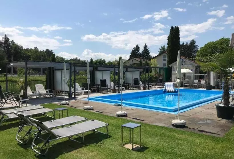 Majatalo Ferienanlage Seehof