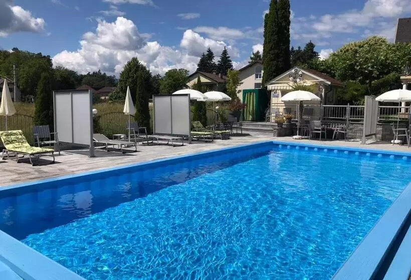 Majatalo Ferienanlage Seehof