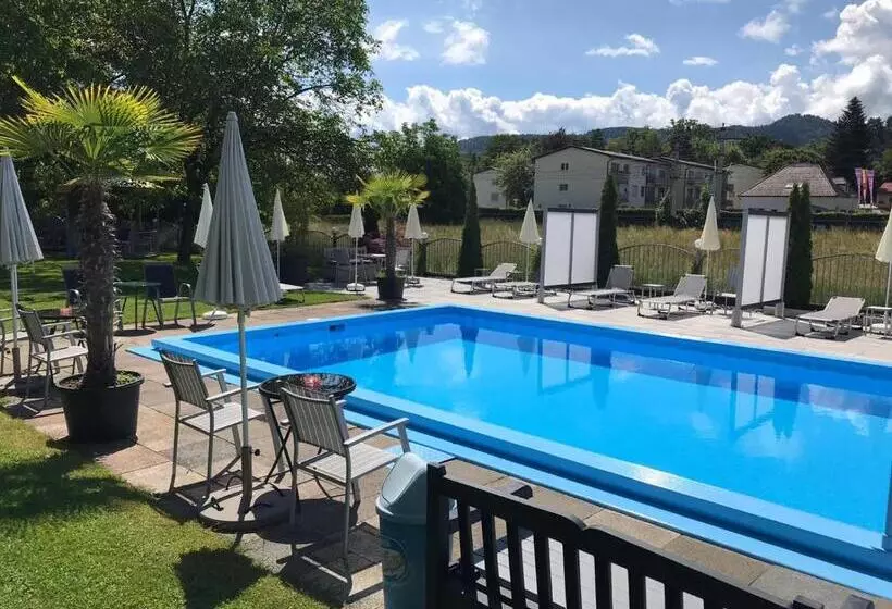 Majatalo Ferienanlage Seehof