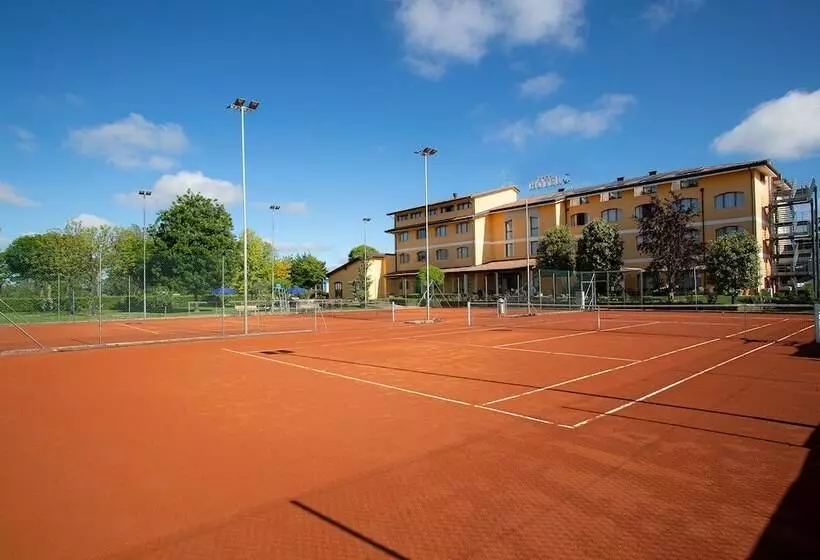 Отель Ancora Sport