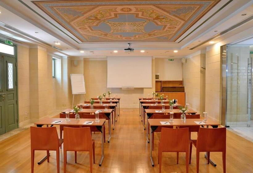 בית מלון כפרי Athenaeum Eridanus Luxury