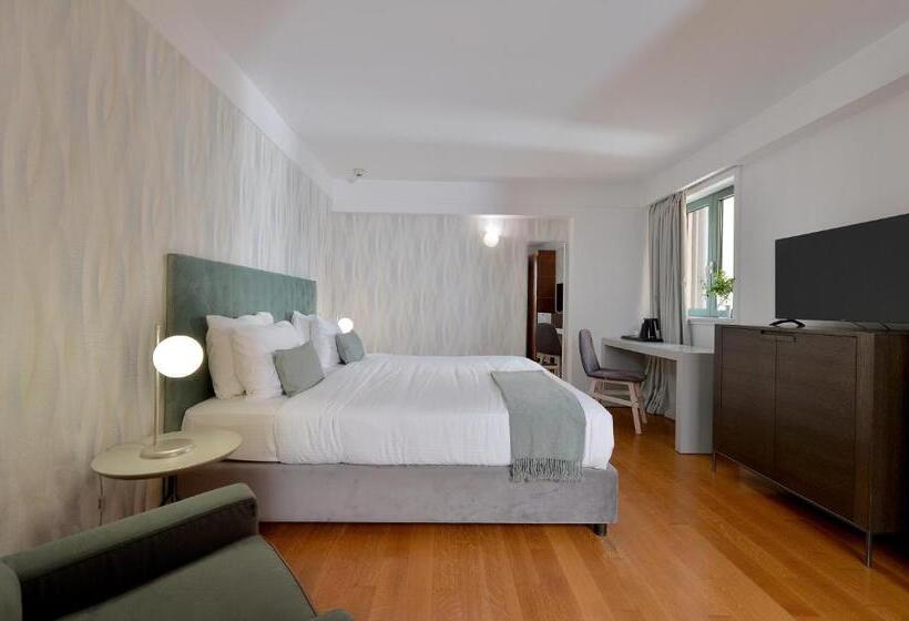 בית מלון כפרי Athenaeum Eridanus Luxury