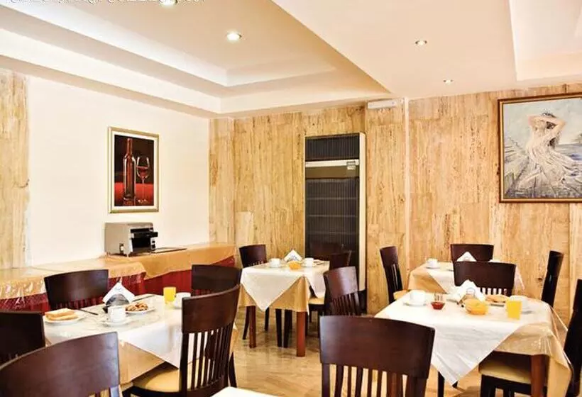 Hotel Cleopatra Classic