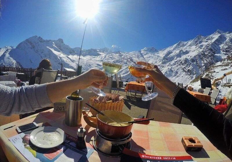 Hotell Kristallsaphir Superior