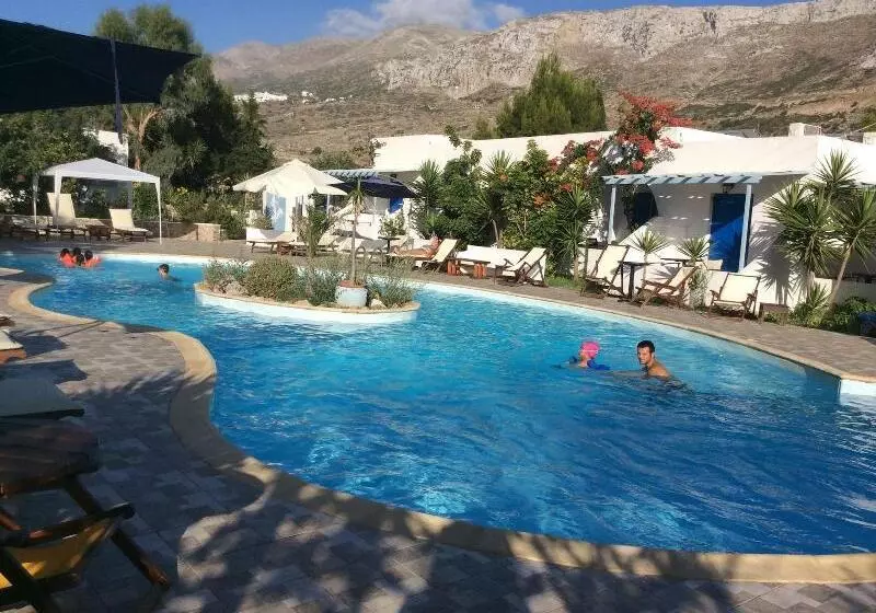 酒店 Lakki Village