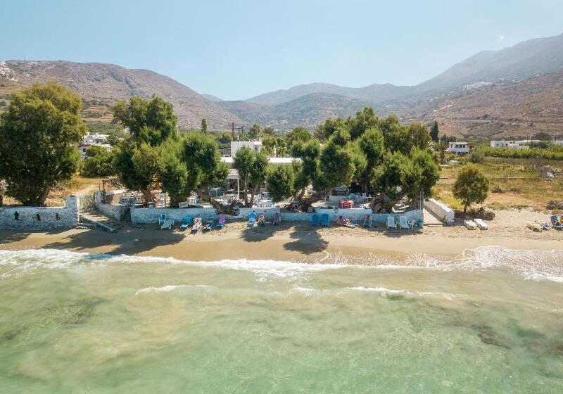 호텔 Lakki Village