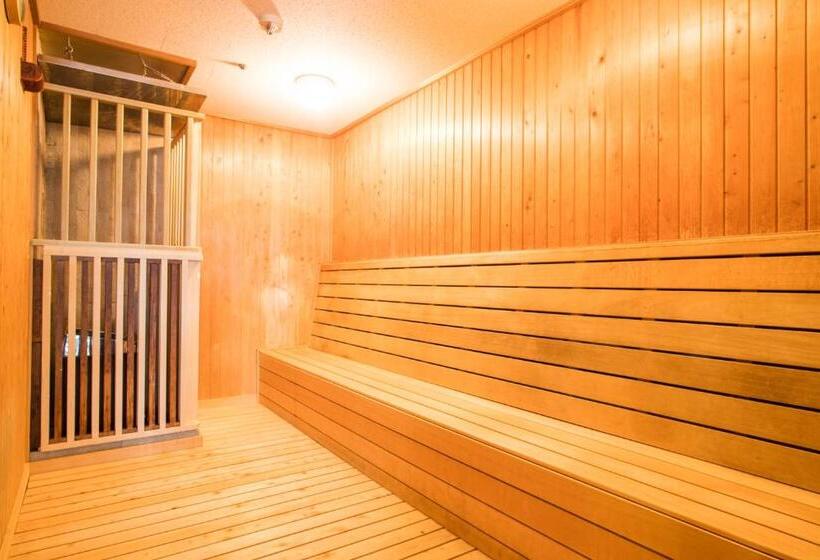 בית מלון כפרי Grand Mercure Lake Biwa Resort & Spa