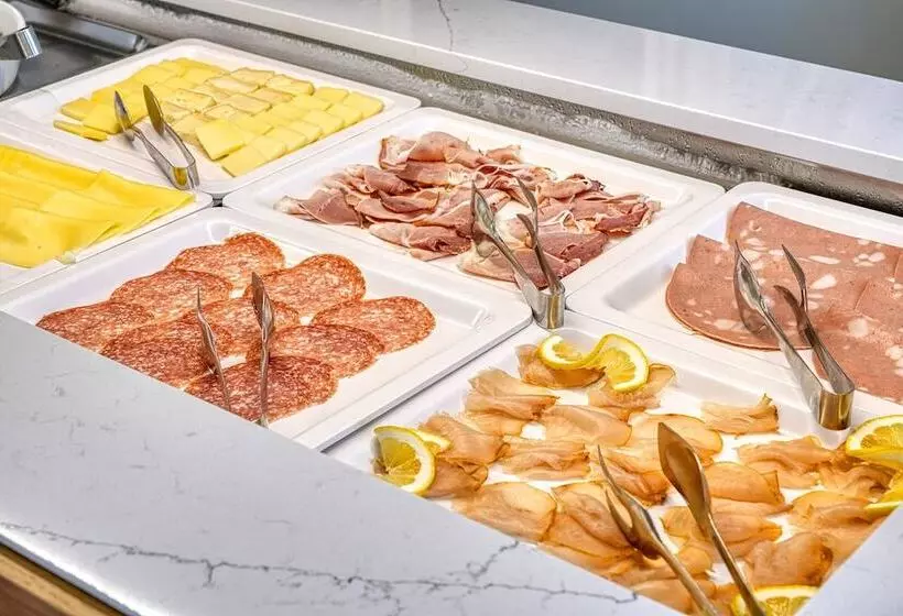 Sky Pool Hotel Sole Garda