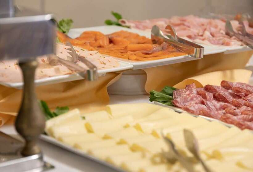 Sky Pool Hotel Sole Garda