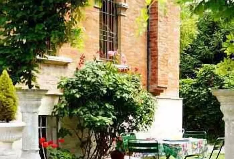 Отель Villa Albertina