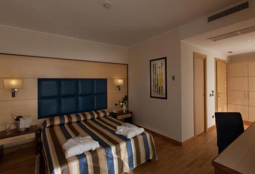 فندق Virgilio Grand