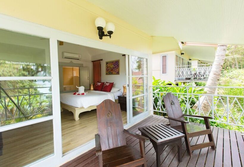 Phi Phi Bayview Resort