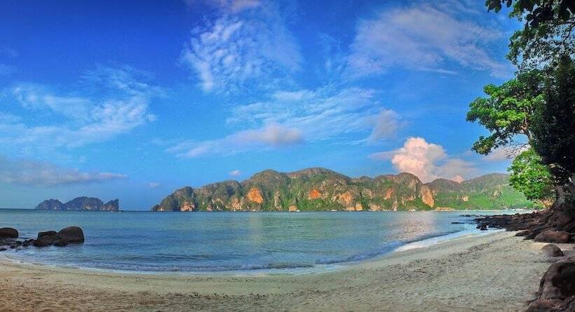 Phi Phi Bayview Resort